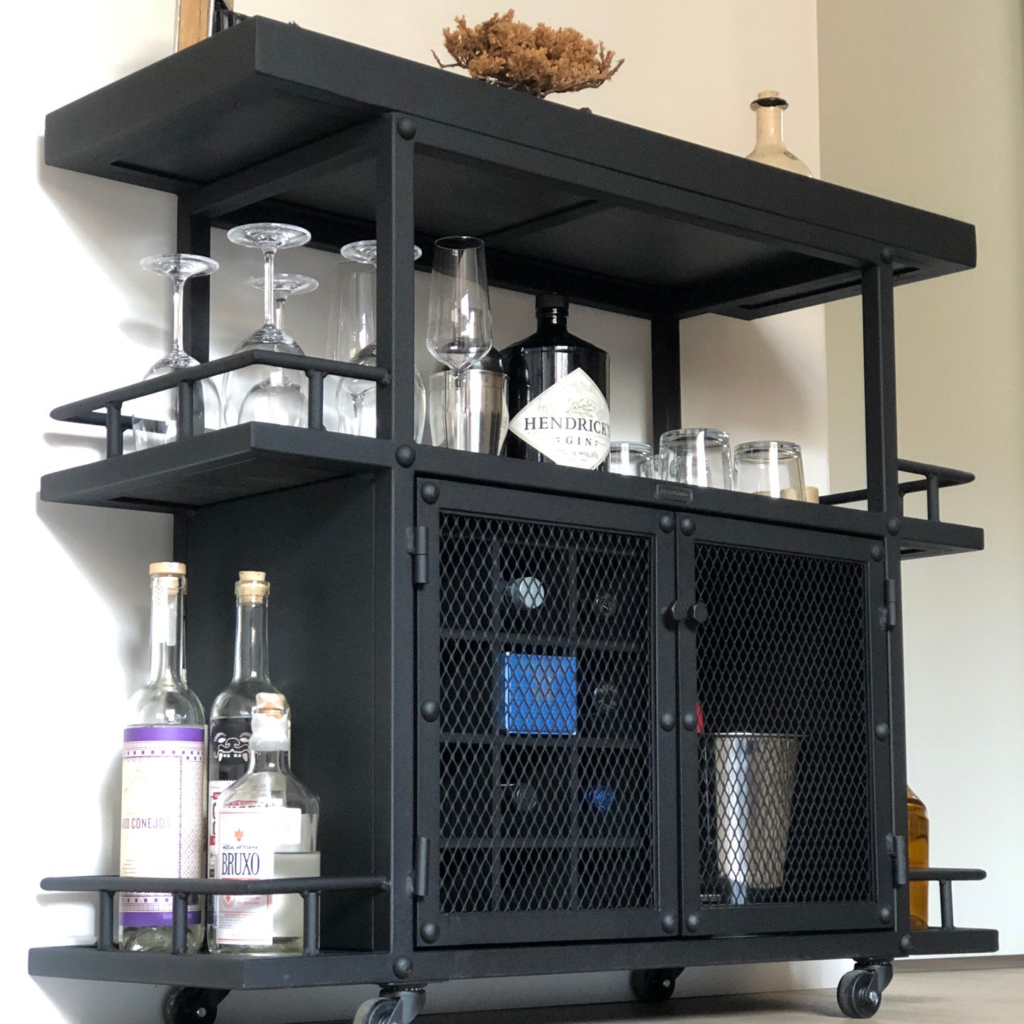 Carrito de Servicio Bar Stark - Mueble Auxiliar Minimalista de Acabado Premium 100x35x90 cm